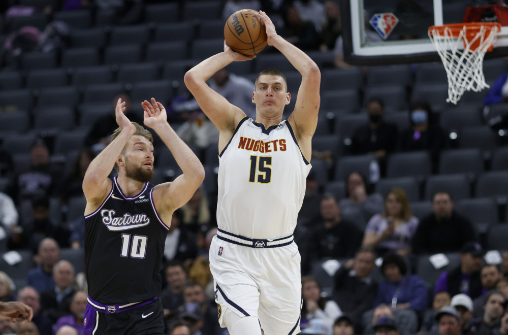 Najprecizniji trojkaši NBA su centri – Sabonis i Jokić u Top3