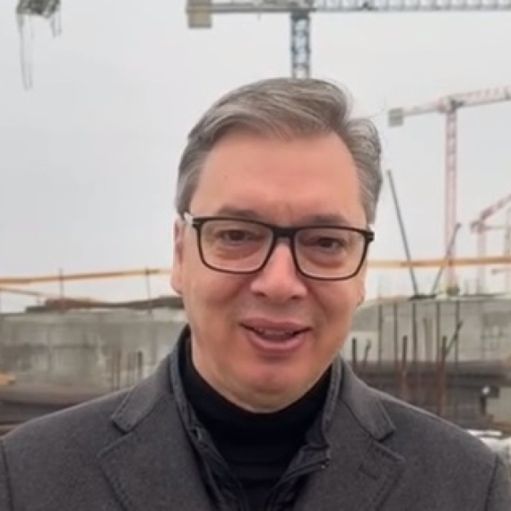 Vučić: "Srbija radi, Srbija se gradi" VIDEO