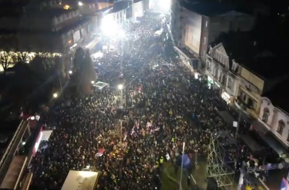 Reke ljudi u Jagodini; Narod se masovno okuplja, stiže još 20 hiljada ljudi VIDEO