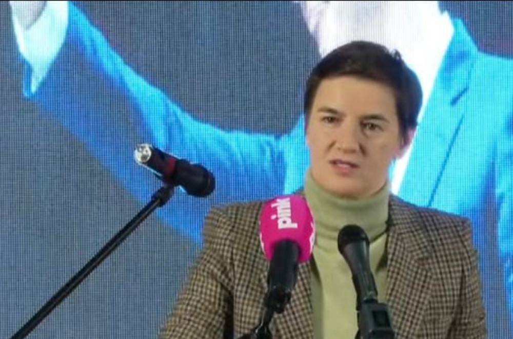 Brnabić na tribini Srpske napredne stranke: Za opoziciju u Srbiji nije opcija da narod kaže šta misli