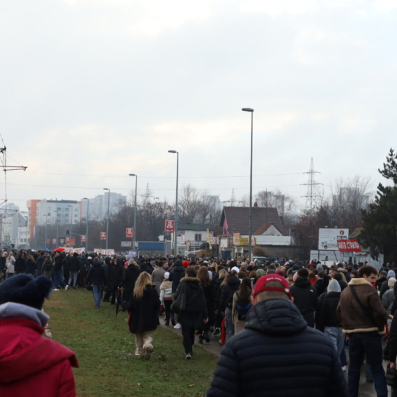 Pokrenuta istraga protiv devojke koja je kolima udarila studentkinju