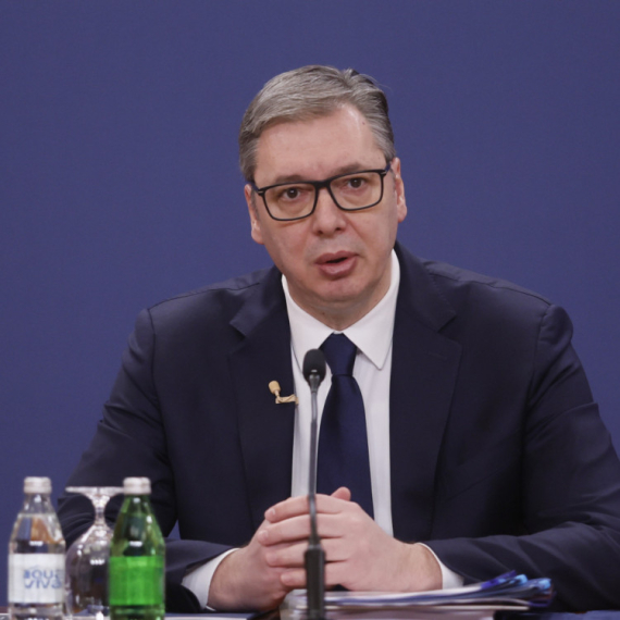 Vučić: Potrebna nam je hitna rekonstrukcija vlade; Zahtevi su ispunjeni, važno je da otvorimo dijalog