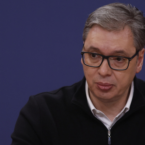 Vučić: "Naš glavni zadatak je čuvanje stabilnosti. Opozicija je postigla autogol" FOTO/VIDEO