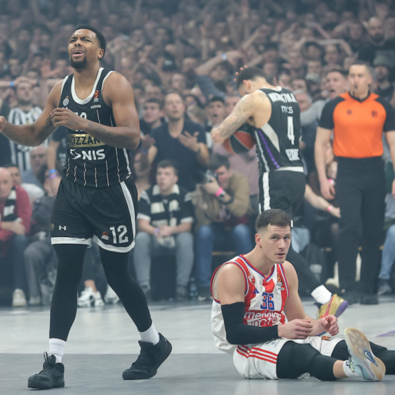 Zvezda se osvetila Partizanu; "Sreća je bila na njihovoj strani"; Petrušev se 5 dana spremao za derbi VIDEO