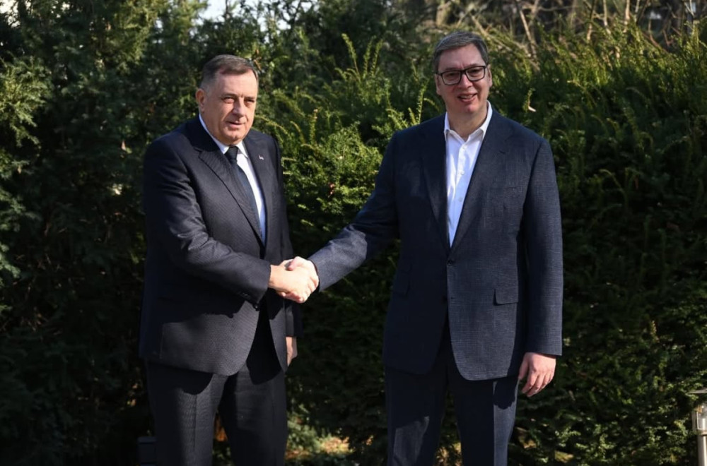 Vučić: Ponosan na našu saradnju i zajedničku borbu; Dodik: Važno da RS i Srbija imaju jedinstven stav FOTO