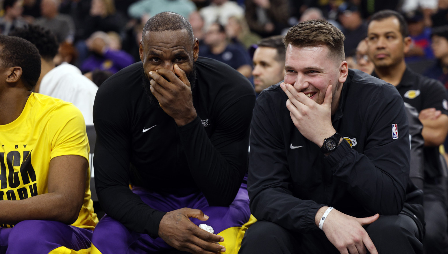 Dončić gledao, Lebron "sipao" – Lejkersima pripala bitka za Los Anđeles VIDEO  -  NBA  -  Košarka -  B92.sport - B92.net