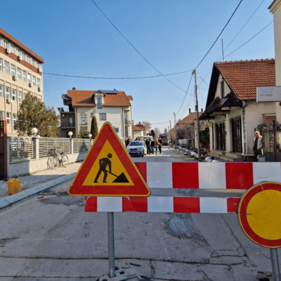 Rekonstruiše se još jedna ulica u gradu FOTO