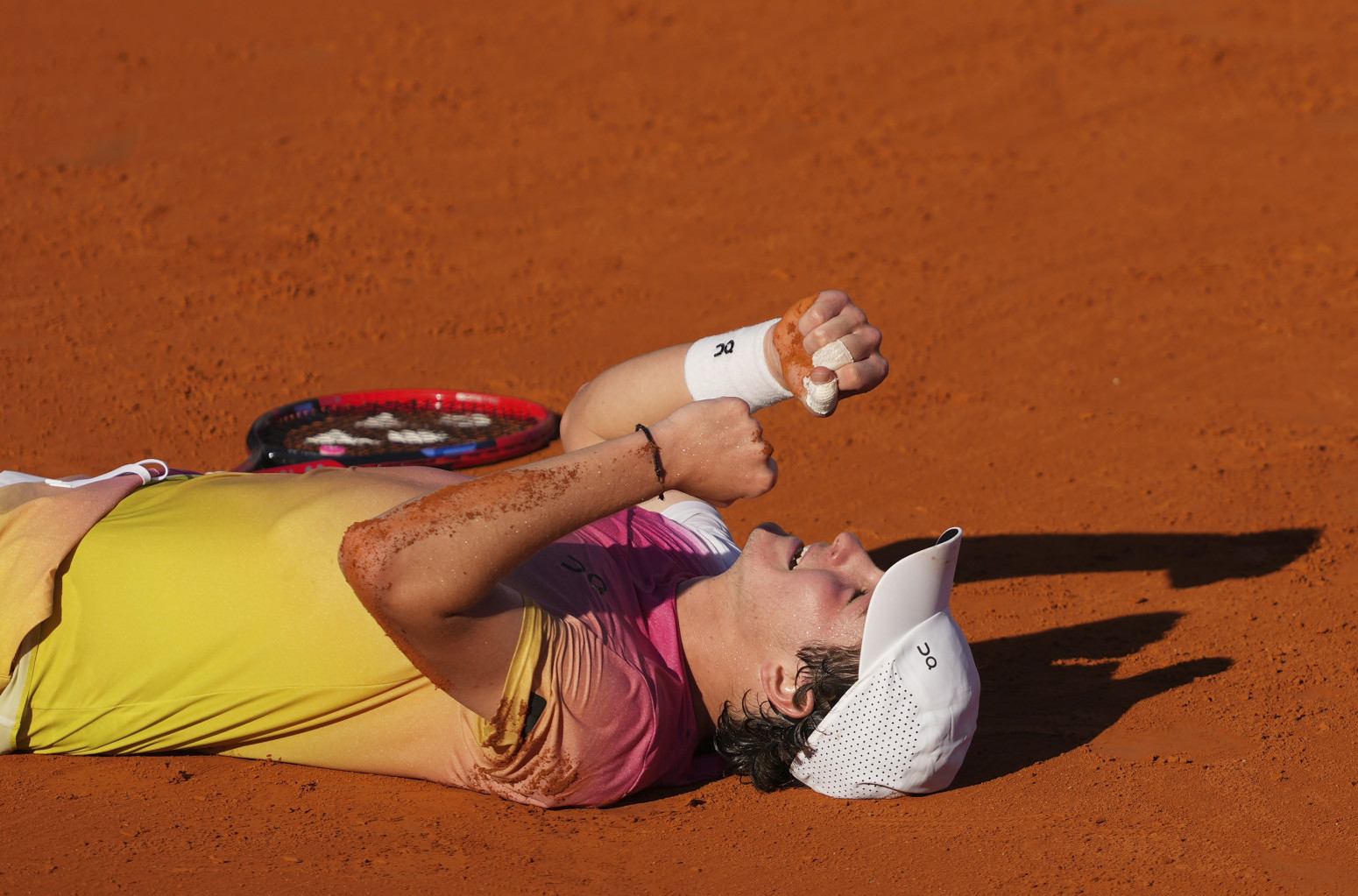 "Za slepe, on je svetlo; za gladne, on je hleb; za umrle, on je život..." FOTO  -  Vesti  -  Tenis -  B92.sport - B92.net