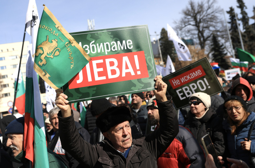 Haos u Bugarskoj; Policija se sukobila sa demonstrantima, ima povređenih FOTO/VIDEO