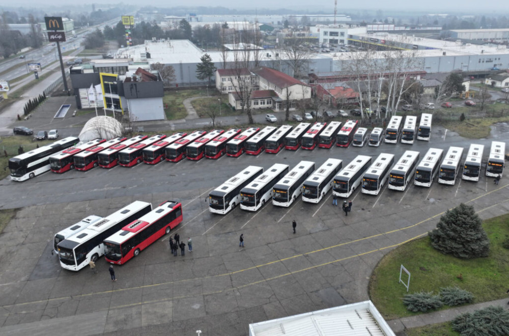 Za početak – 31 novi autobus: Obrenovčani zvanično preuzeli organizaciju javnog prevoza