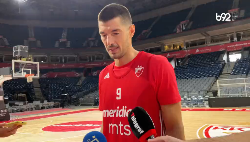 Luka Mitrović o Parizu