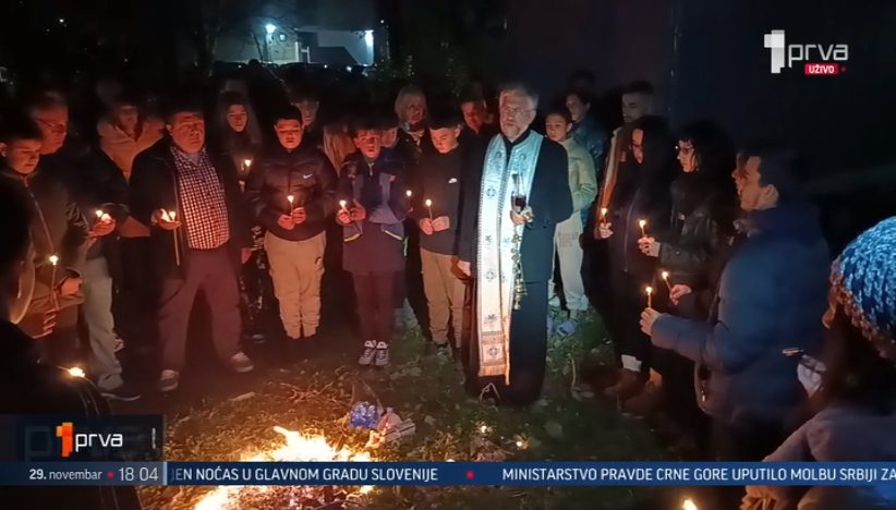 Tišina, suze i stotine sveća za pokoj duše dečaka kome je život tek počinjao