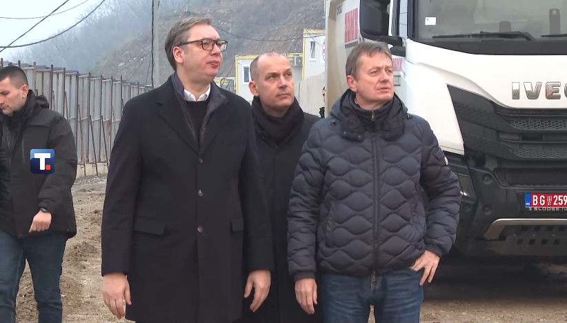 Vučić obilazi gradilište Tiršove 2