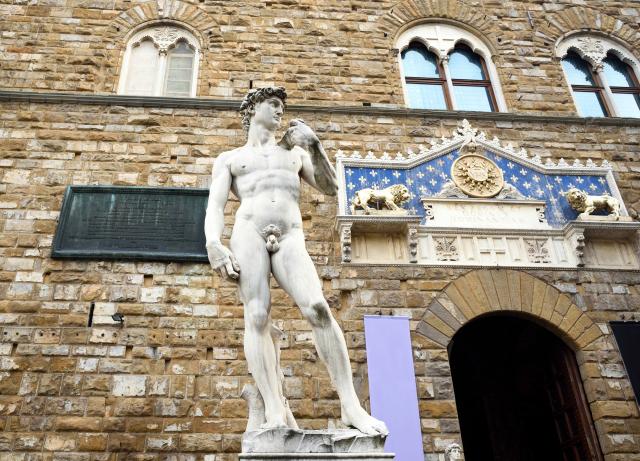 Zašto sve antièke skulpture imaju male penise?