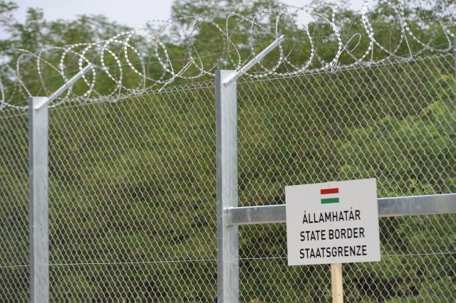 Mađari otvorili vojnu bazu na granici sa Srbijom
