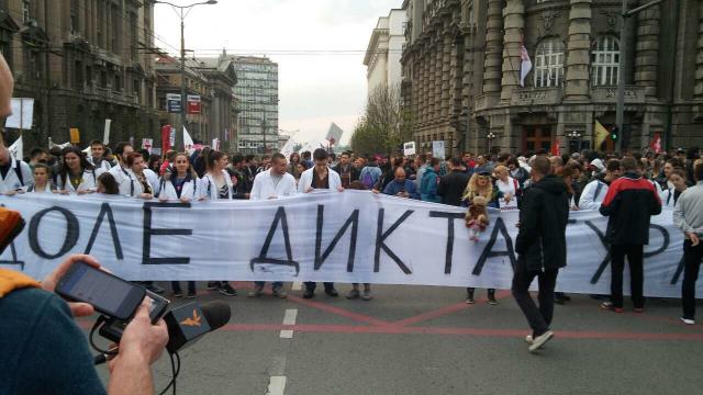 Protest na Slaviji: Ništa protiv fontane, veæ...