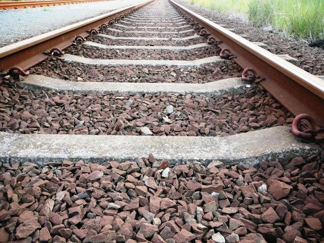 Romania: Woman and her three young children killed by train