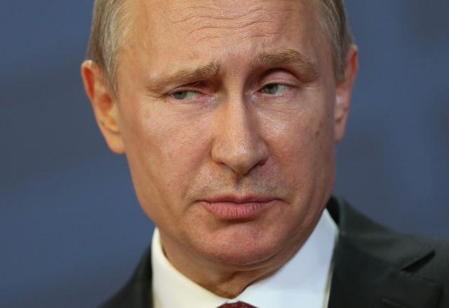 Ekonomist: Car je roðen, a car je Putin FOTO