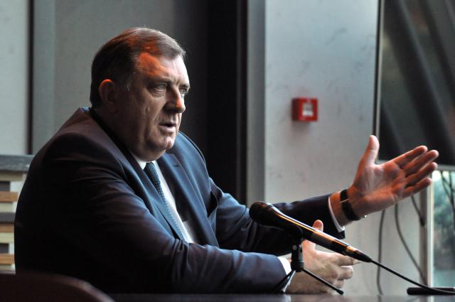 Dodik odustao od referenduma – "zbog opozicije"