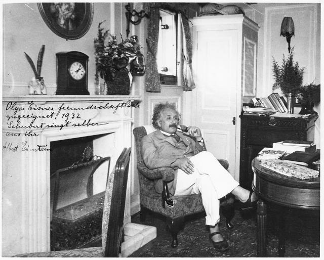 Ajnštajnova teorija za koju nismo znali: Beleške stare 95 godina