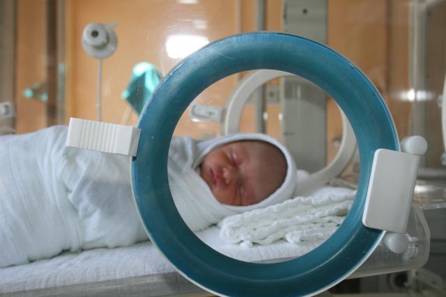 Danas se obeležava Svetski dan prevremeno rođenih beba