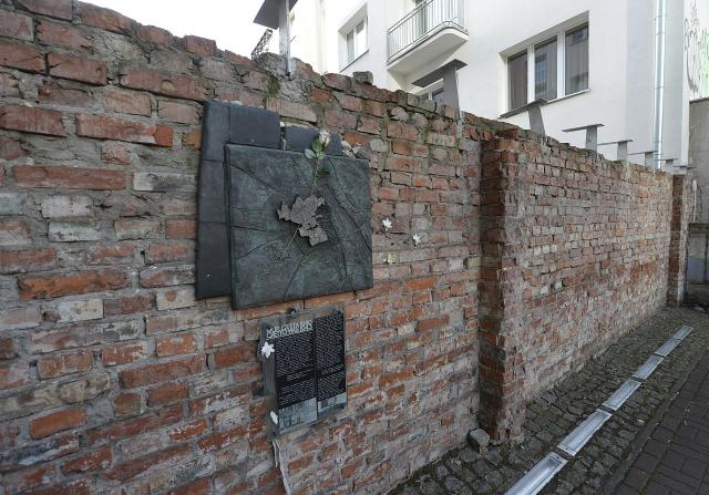 Delovi zida Varšavskog geta postaje kulturno-istorijski spomenik