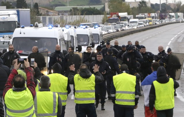 Druga žrtva protesta u Francuskoj