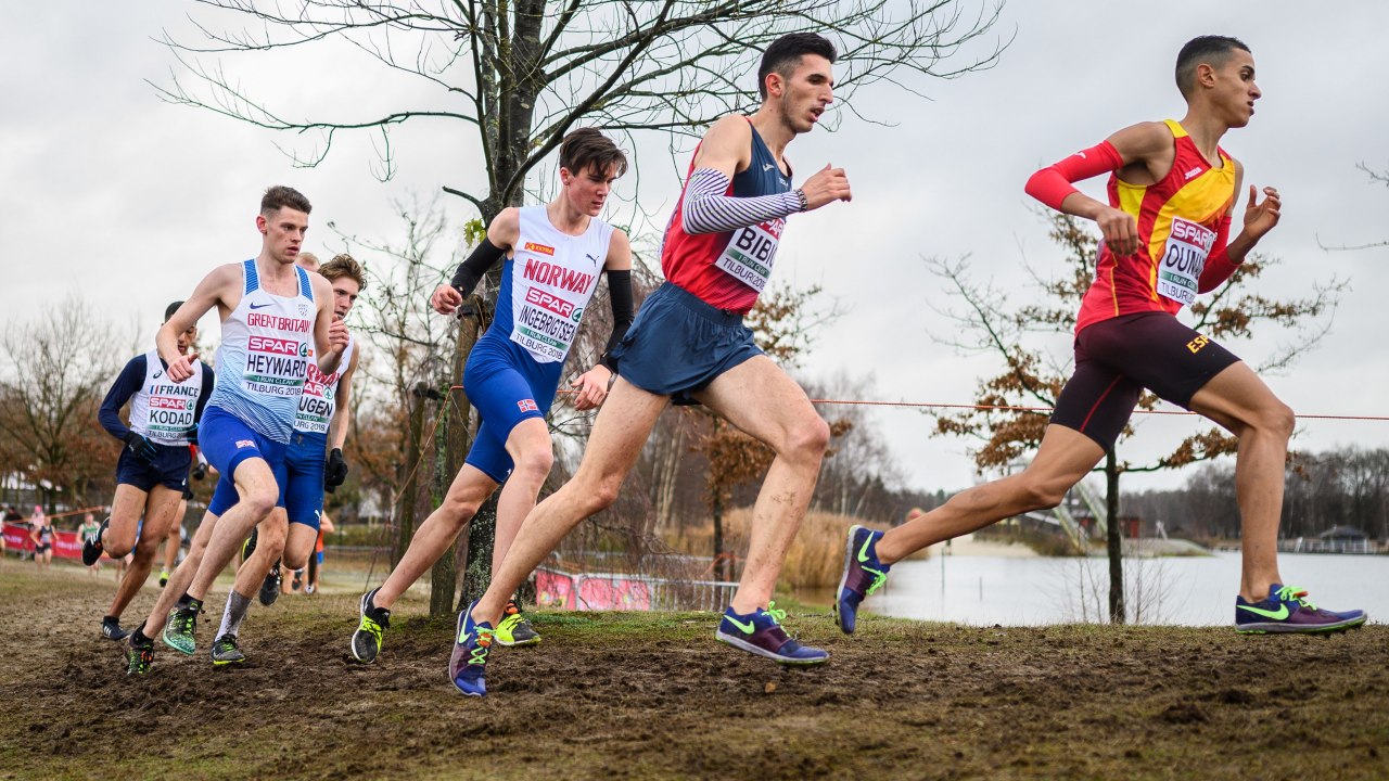 Кроссовый бег. Cross Country Race. Спортсмены после кросса. European Cross Country Championships 2019 start. Cross Country Spar.