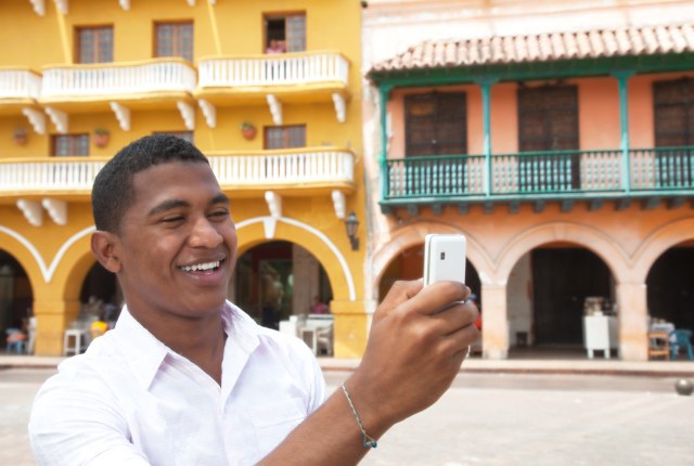 Šta Kubanci pitaju Appleovu virtuelnu pomoænicu i kako ona odgovara?