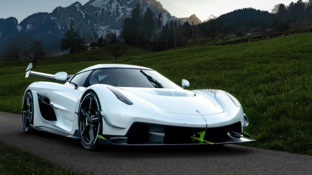 Zablistao Koenigsegg Jesko – da li je do auta ili do Alpa? FOTO