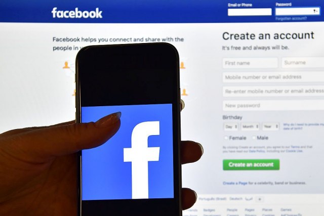 Fejsbuk "mrtvih" : Do 2070. biæe više profila mrtvih nego živih