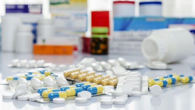 Velika prevara: Farmaceutske kuće podigle cene lekova, zaradili milijarde dolara