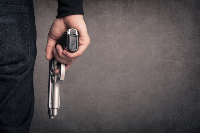 Ubistvo kod Cazina: Otac tukao šipkom, pa upucao sina salafistu