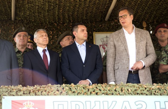 Armored vehicles from Russia exhibited for the first time, Vucic: Thank you, Putin!