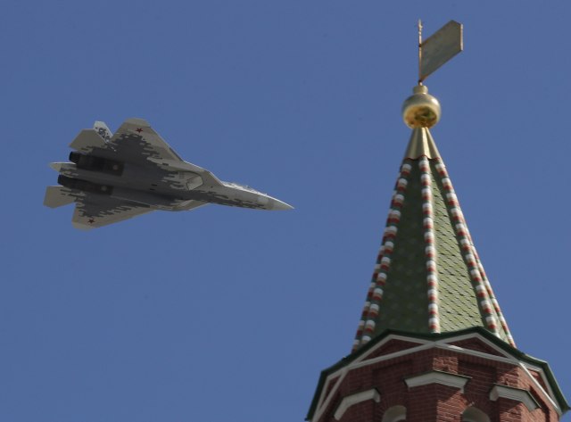 Putinova zver: Poèela serijska proizvodnja najmoænijeg vojnog aviona