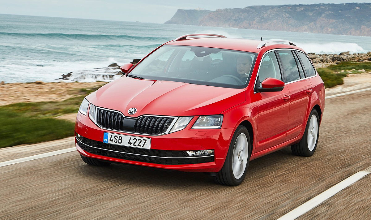 Skoda octavia a8 1. Škoda octavia 2022 универсал. Сколько сейчас стоит шкода. Модели skoda в deutschland automatic. Машина шкода октавия.