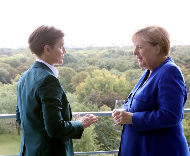 Merkelova o rešavanju problema KiM, Brnabiæeva o jedinoj taèki neslaganja VIDEO