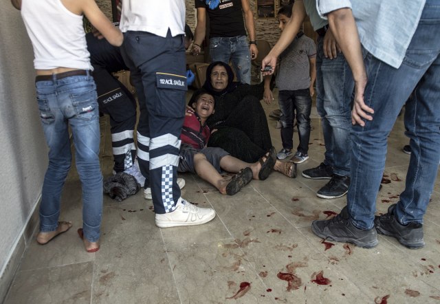 Kurdi minobacaèem na turske gradove, poginula beba