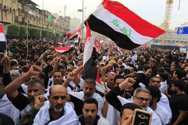 Mesec dana od početka: Najmasovniji protest u Bagdadu