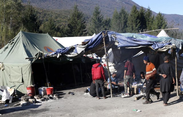EU: Izbeglički kamp kod Bihaća mora biti ukinut