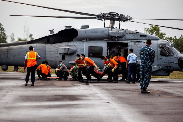Pronađena tela deset vojnika, osam meseci nakon pada helikoptera