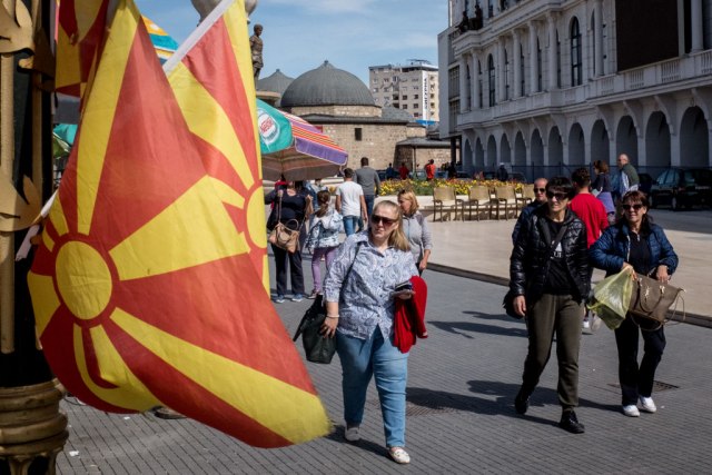 S. Makedonija: Počela izborna tišina, prvo glasaju oboleli