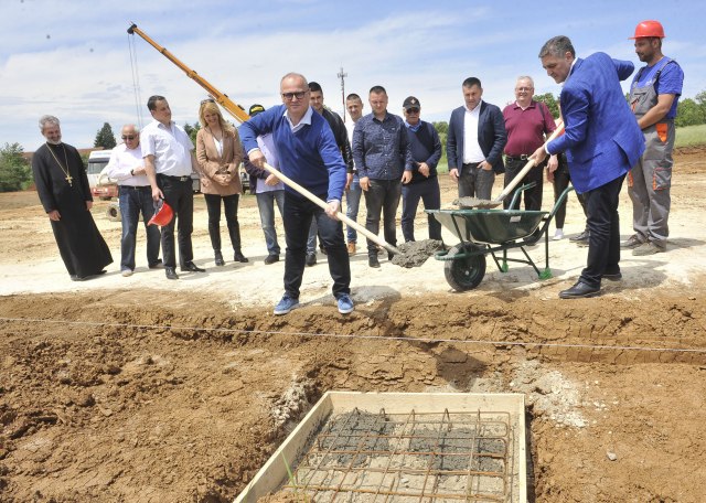 Počinje izgradnja sportske hale u Barajevu: Vrednost radova 380 miliona dinara