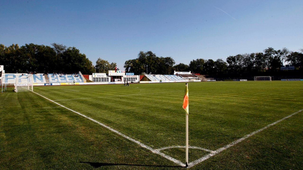 Stadion FK „Radnički“ – Turistička organizacija Grada Sremska MItrovica