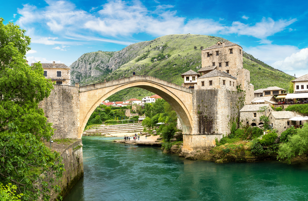 Legenda o izgradnji starog mosta u Mostaru