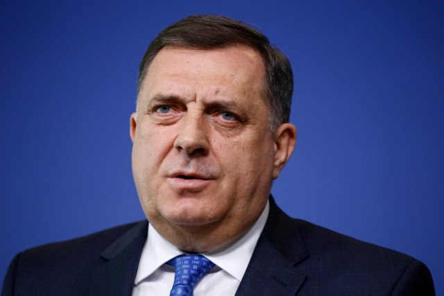 Dodik: Saradnja sa NATO prihvatljiva, ali èlanstvo - ne