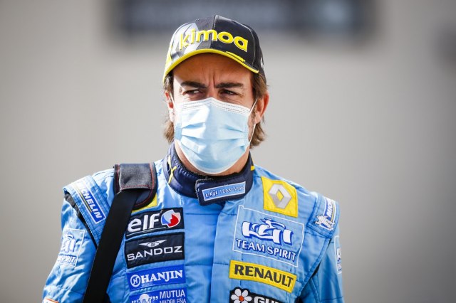 Fernando Alonso doživeo saobraæajnu nesreæu