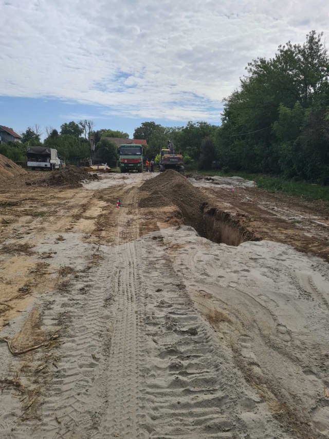 Gradi se novi put za fabriku vakcina FOTO