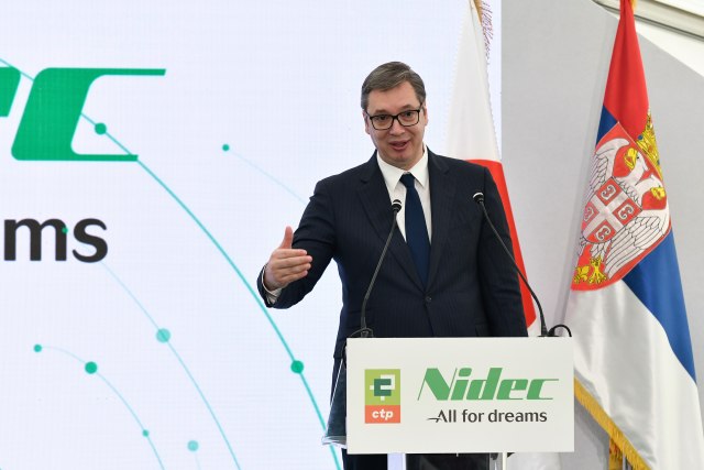 Vučić: 