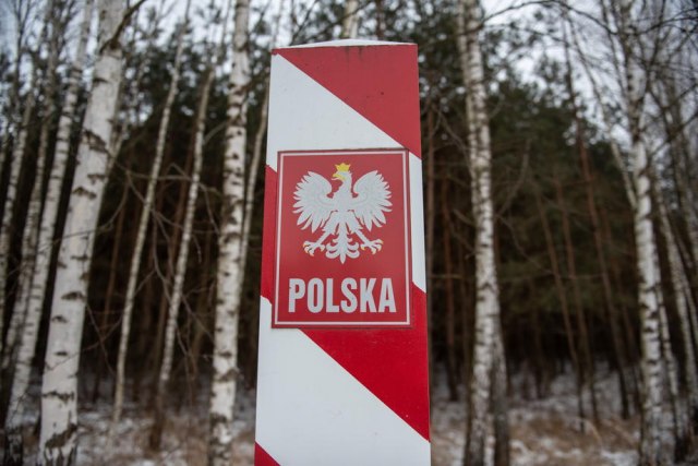 Poljska diže zid na granici